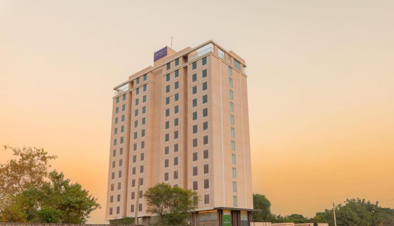 Clarks Inn Suites ジャイプール エクステリア 写真